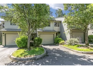 Photo #2: 24276657 Listing