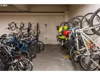 Photo #2: 24276830 Listing