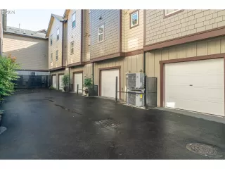 Photo #2: 24277100 Listing 