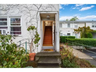 Photo #3: 24278032 Listing 