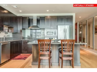 Photo #2: 24279590 Listing