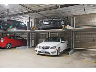 Photo #6: 24283764 Listing