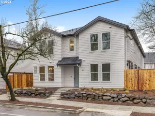 Photo #1: 24283830 Listing