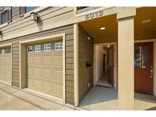 Photo #2: 24283976 Listing