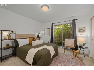 Photo #4: 24283976 Listing