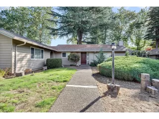 Photo #2: 24284107 Listing