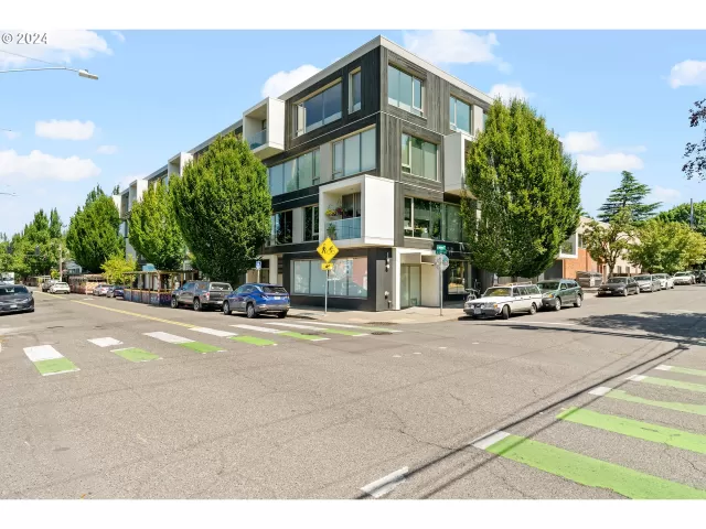 MLS: 24285418 Condo For Sale