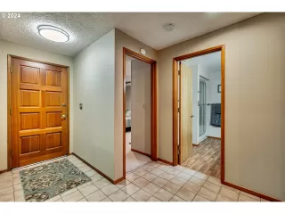 Photo #3: 24286101 Listing 