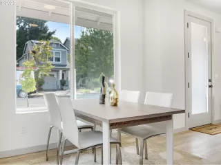 Photo #5: 24286292 Listing 