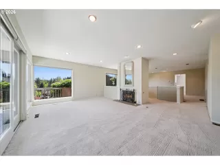 Photo #2: 242907065 Listing 
