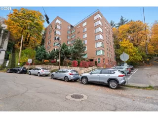 Photo #1: 24291783 Listing