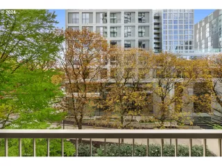 Photo #4: 24295359 Listing 