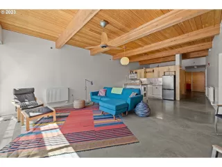 Photo #6: 24295555 Listing 