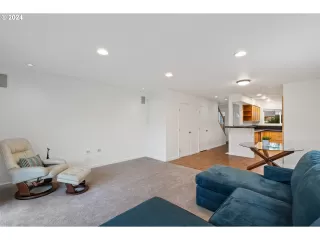 Photo #4: 24295829 Listing 