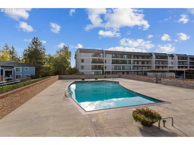 MLS: 24297291 Condo For Sale