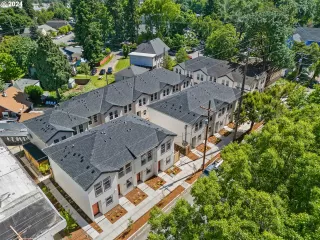 Photo #5: 24297617 Listing