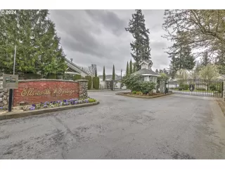 Photo #3: 24298363 Listing