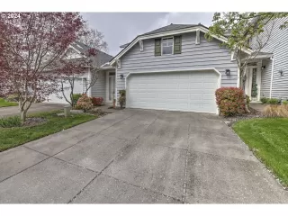 Photo #5: 24298363 Listing