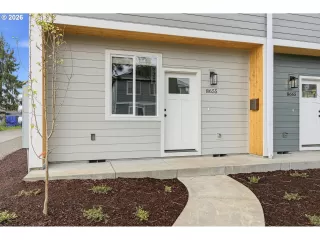 Photo #5: 242994040 Listing 