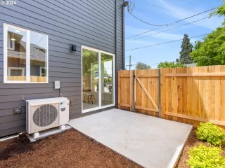 Photo #2: 24299689 Listing