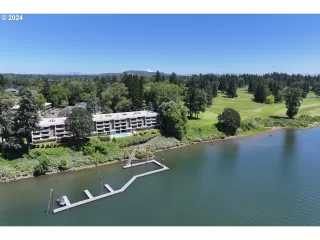 Photo #1: 24301144 Listing