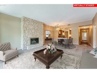 Photo #3: 24301144 Listing