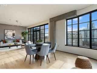 Photo #5: 24301695 Listing 