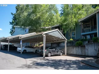 Photo #2: 24302686 Listing