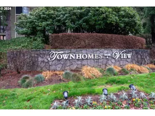 Photo #3: 24302686 Listing