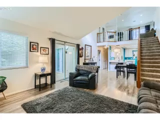 Photo #5: 24303704 Listing 