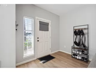 Photo #6: 24304543 Listing 