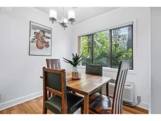 Photo #1: 24304803 Listing