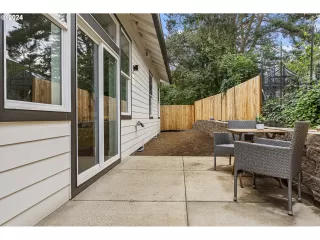 Photo #2: 24304810 Listing 