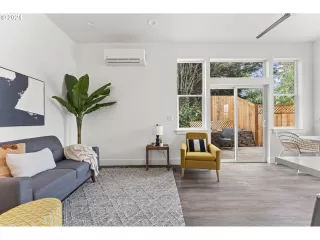 Photo #5: 24304810 Listing 