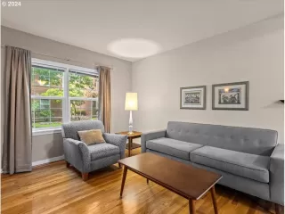 Photo #5: 24305060 Listing