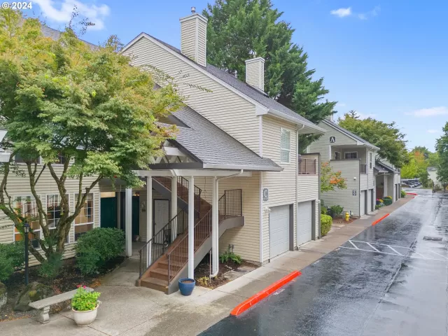 MLS: 24305122 Condo For Sale