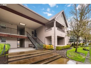 Photo #1: 24306208 Listing