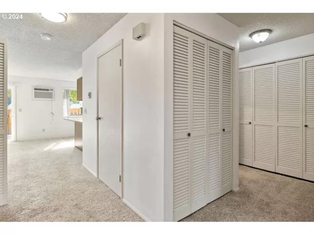 MLS: 24307304 Condo For Sale