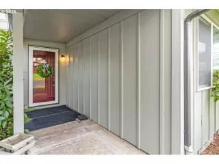 Photo #3: 24307304 Listing 