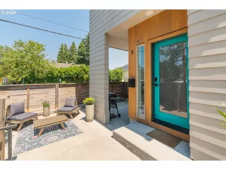 Photo #3: 24307937 Listing 