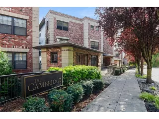 Photo #5: 24310258 Listing