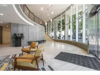 Photo #1: 24310369 Listing 