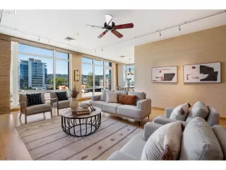 Photo #2: 24310369 Listing 