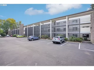 Photo #2: 24310478 Listing