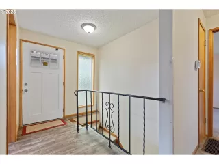 Photo #4: 24310679 Listing 