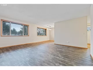 Photo #6: 24310679 Listing 