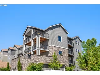 Photo #4: 24310948 Listing 