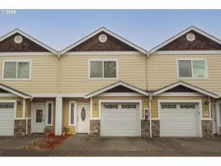 Click for more information on MLS # 24313773 : 7242 SE HENDERSON ST 2 More Details about MLS # 24313773 : 7242 SE HENDERSON ST 2