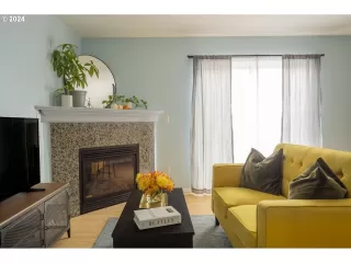 Photo #2: 24313773 Listing