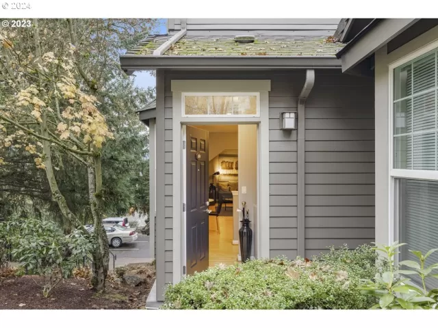 MLS: 24314585 Condo For Sale